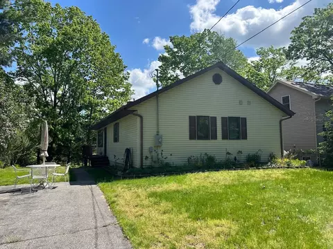Exterior - 752 Rivers Ter, Gladwin, MI 48624 photo 9 of 11