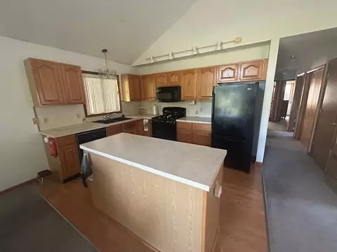 Kitchen - 752 Rivers Ter, Gladwin, MI 48624 photo 1 of 5