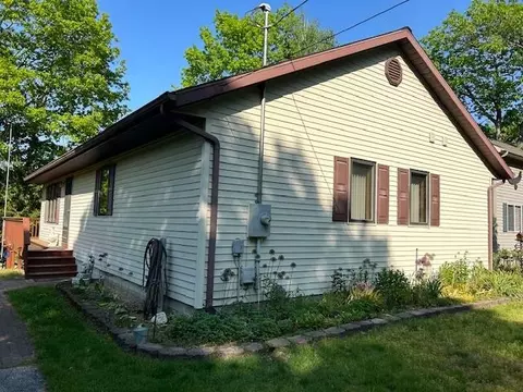 Exterior - 752 Rivers Ter, Gladwin, MI 48624 photo 3 of 11