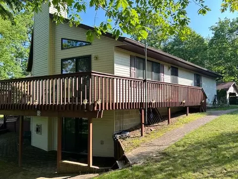 Exterior - 752 Rivers Ter, Gladwin, MI 48624 photo 2 of 11