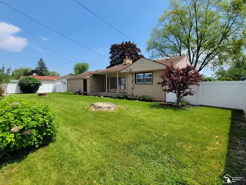 Exterior - 2353 9th, Monroe, MI 48162 photo 2 of 8