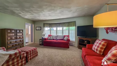 4872 E Dunbar, Monroe, MI 48161 photo 14