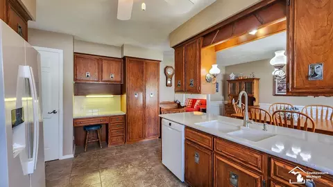 4872 E Dunbar, Monroe, MI 48161 photo 3