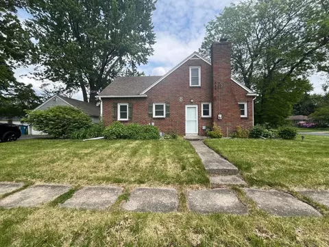 3324 Canterbury, Kalamazoo, MI 49006