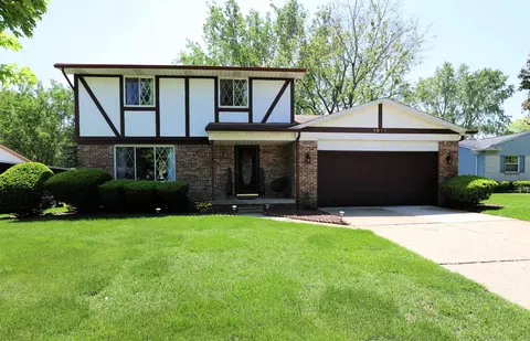 1014 Birchwood, Flushing, MI 48433