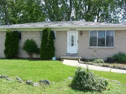 39508 Chart, Harrison Township, MI 48045