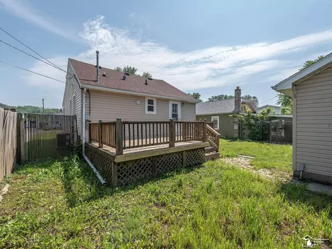 Exterior - 3296 9th, Monroe, MI 48162 photo 2 of 2