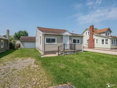 3296 9th, Monroe, MI 48162