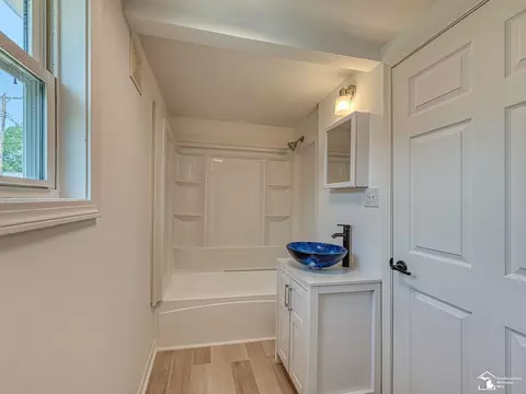 Bath - 3296 9th, Monroe, MI 48162 photo 1 of 1