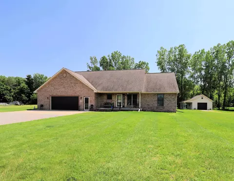 612 Walnut, Corunna, MI 48817