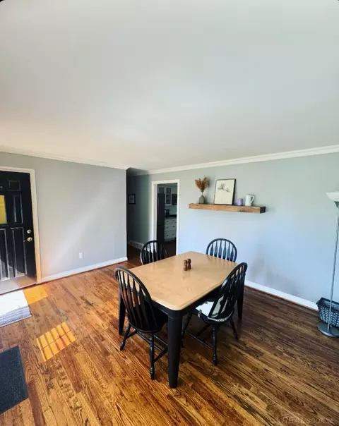 32552 Stricker, Warren, MI 48088 photo 9