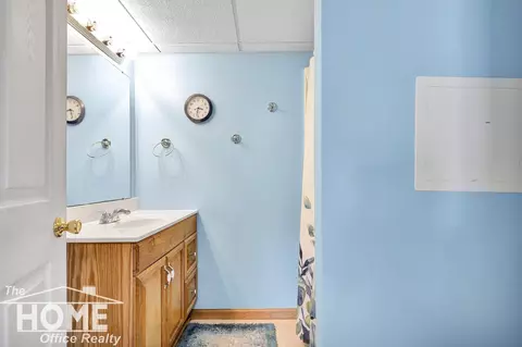 Bath - 677 Hillside, Corunna, MI 48817 photo 3 of 3