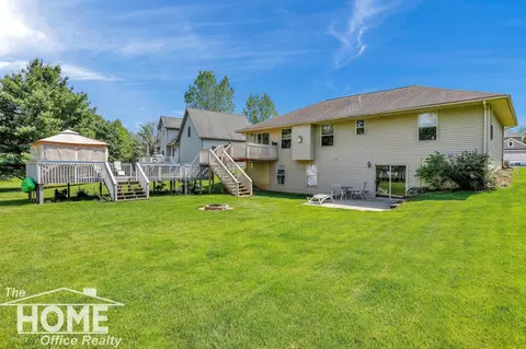 Exterior - 677 Hillside, Corunna, MI 48817 photo 5 of 5