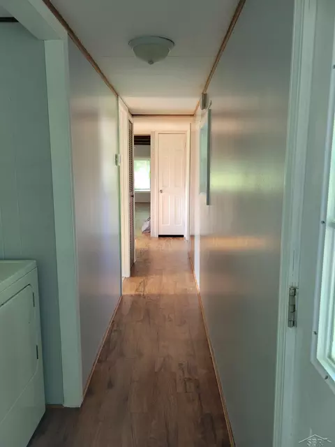 Entry Way - 10790 E Wing, Shepherd, MI 48883 photo 2 of 2