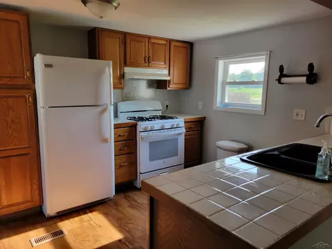 Kitchen - 10790 E Wing, Shepherd, MI 48883 photo 2 of 2