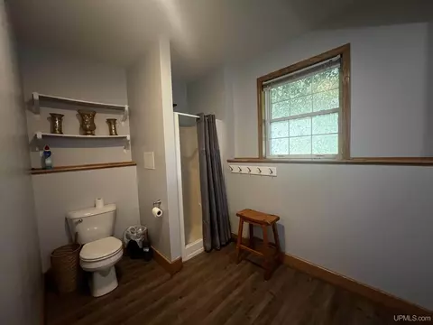 Bath - 806 Ashlund, Wakefield, MI 49968 photo 7 of 7
