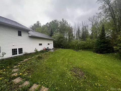 Exterior - 806 Ashlund, Wakefield, MI 49968 photo 12 of 20