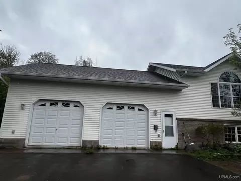 Exterior - 806 Ashlund, Wakefield, MI 49968 photo 8 of 20