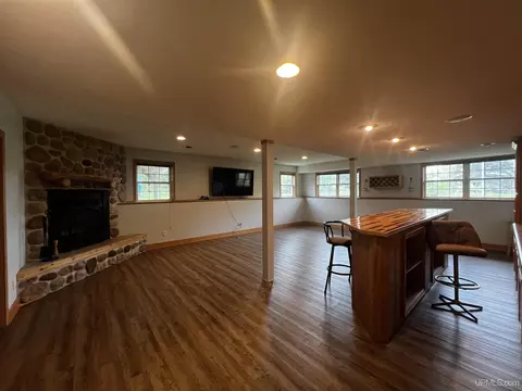 Living - 806 Ashlund, Wakefield, MI 49968 photo 6 of 7