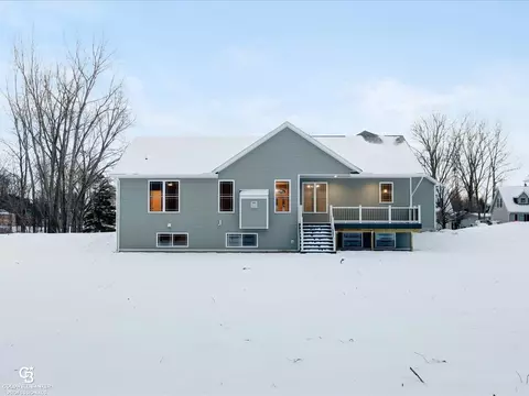 4068 Neuman, Saint Clair, MI 48079 photo 36