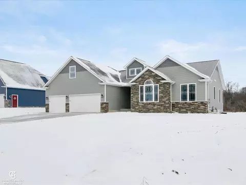 4068 Neuman, Saint Clair, MI 48079 photo 4