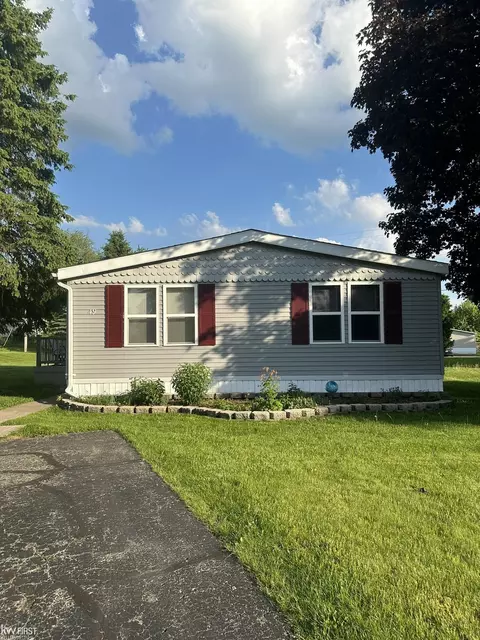 49 Hosner, Oxford, MI 48371