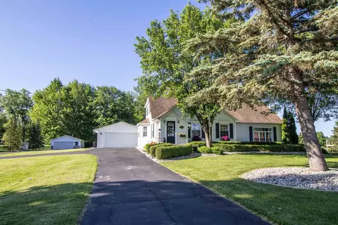 6480 E Maple, Grand Blanc, MI 48439