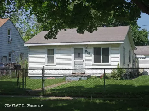 3806 Brown, Flint, MI 48532