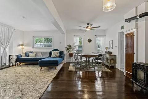 Living - 720 Townsend, Algonac, MI 48001 photo 1 of 2