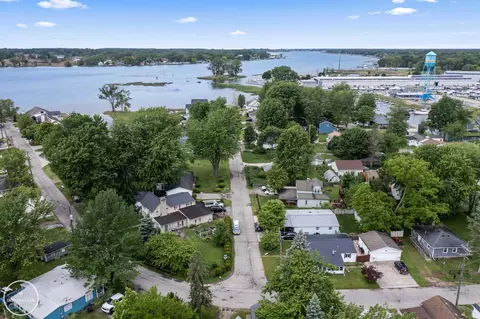 View/Area - 720 Townsend, Algonac, MI 48001 photo 2 of 5