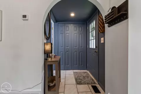 Entry Way - 720 Townsend, Algonac, MI 48001 photo 2 of 3
