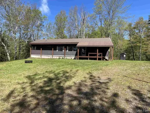2546 Co Rd Ggt, Ishpeming, MI 49849