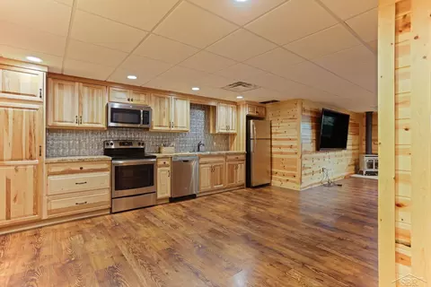 736 Maple, Frankenmuth, MI 48734 photo 47