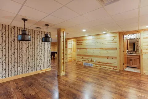 736 Maple, Frankenmuth, MI 48734 photo 50