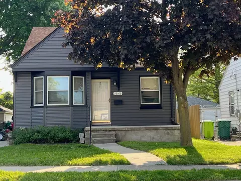 22166 Rausch, Eastpointe, MI 48021