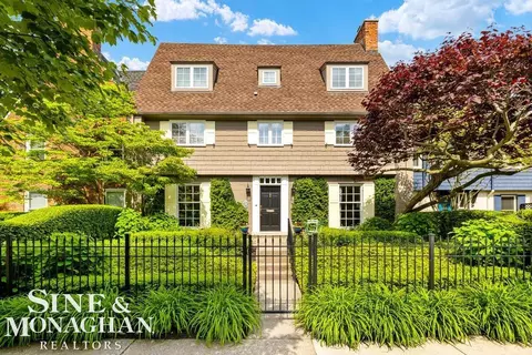 424 Rivard, Grosse Pointe, MI 48230