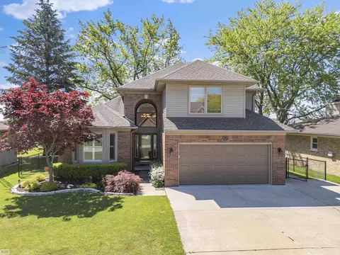 7235 Bluebill, Clay, MI 48001