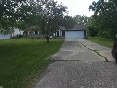47211 Hennings, Chesterfield, MI 48047