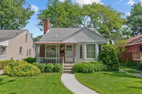 20879 Norwood, Harper Woods, MI 48225
