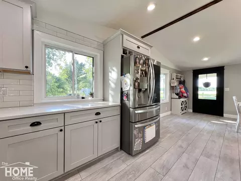 Kitchen - 5258 Lytle, Corunna, MI 48817 photo 6 of 13
