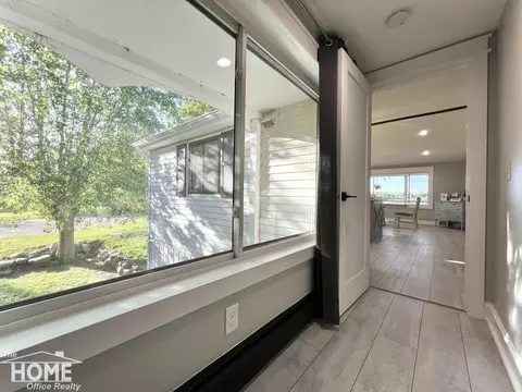 Entry Way - 5258 Lytle, Corunna, MI 48817 photo 5 of 8