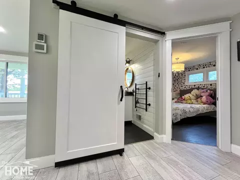 Entry Way - 5258 Lytle, Corunna, MI 48817 photo 6 of 8