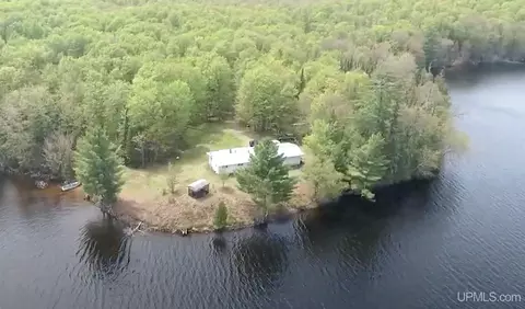 21421 Petticoat Lk, Michigamme, MI 49861