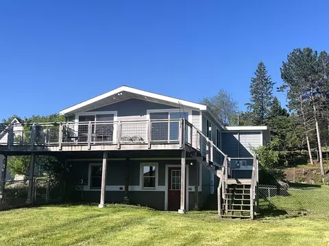n2282 Pearney Lane, Norway, MI 49870