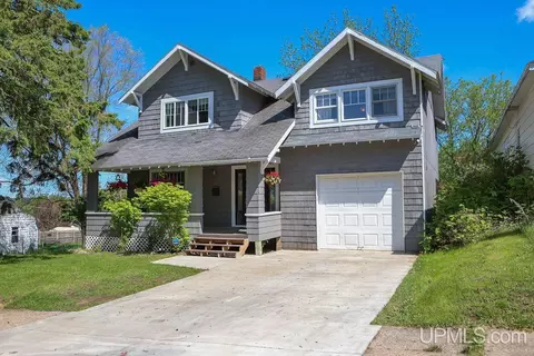 Exterior - 610 E, Iron Mountain, MI 49801 photo 2 of 4