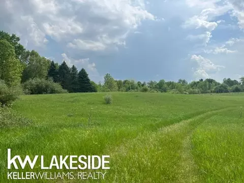 Townsend, Leonard, MI 48367 photo 2