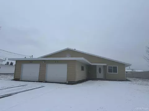 168-170 Banshee, Gwinn, MI 49841