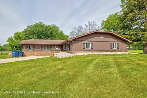 2800 S S Riv, Saginaw, MI 48609
