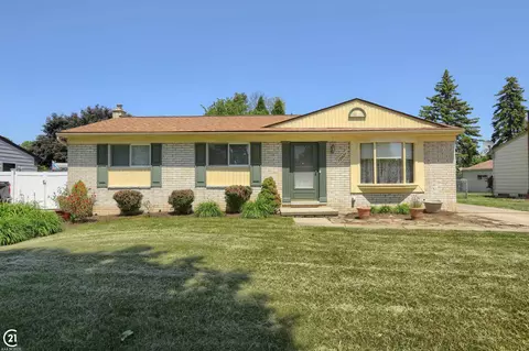15051 Annapolis, Sterling Heights, MI 48313
