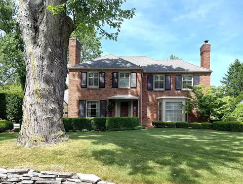 86 Moran, Grosse Pointe Farms, MI 48236